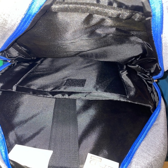 Backpack - Picture 4 of 5